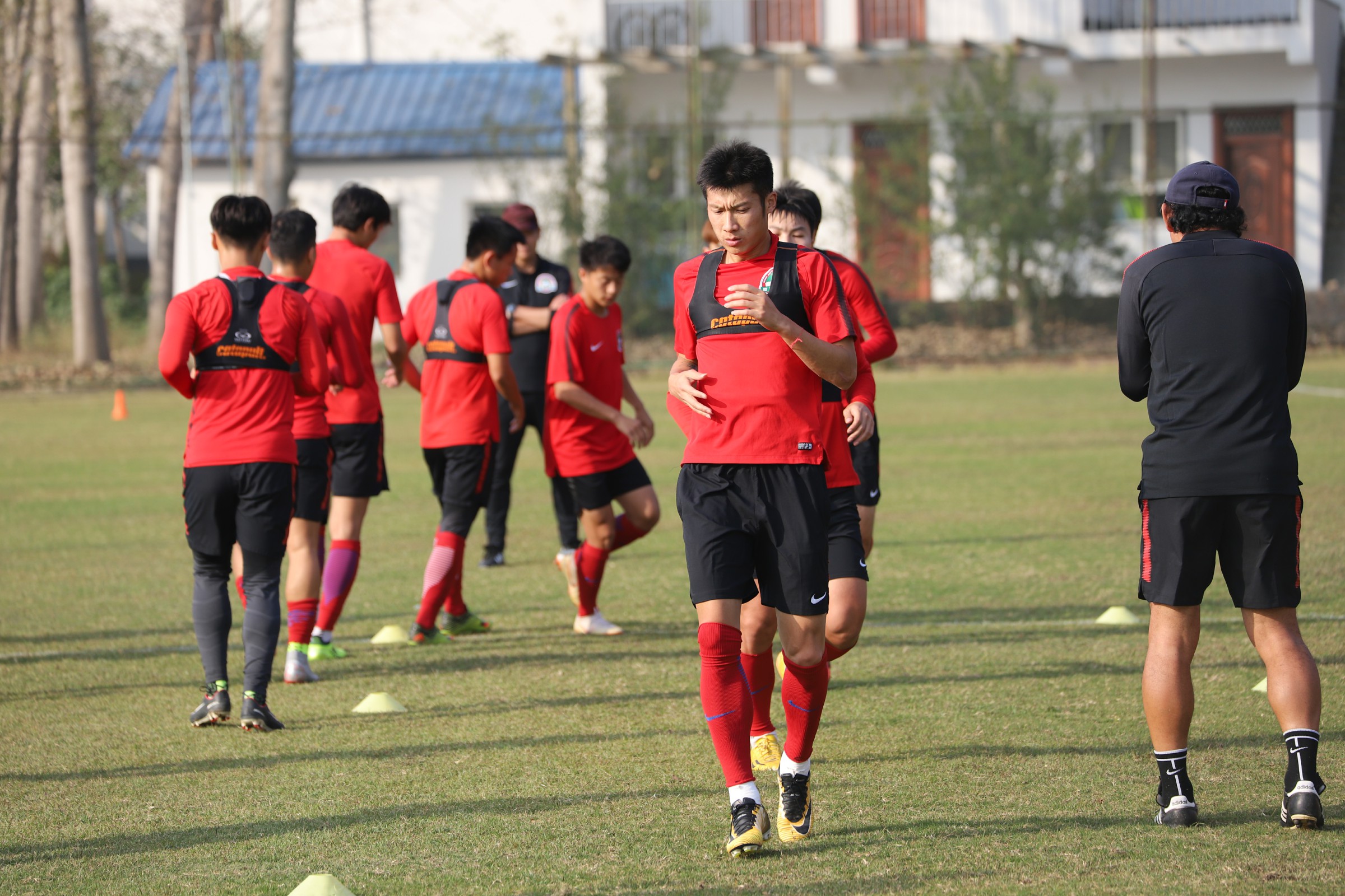 关于斯图加特发布备战花絮,加时末段豪取连胜,美洲杯任务艰巨,训练强度显著提升的信息九游平台