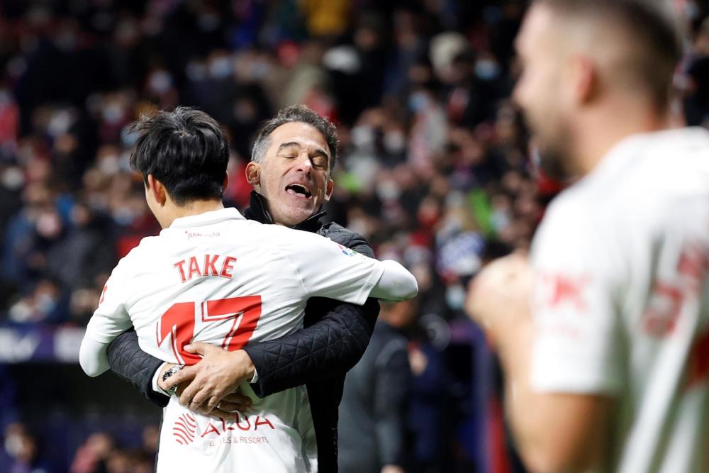 孟菲斯灰熊训练开放日，关键时刻内部沟通引欢呼，中超在即，年轻球员得到机会的简单介绍JIUYOU GAME