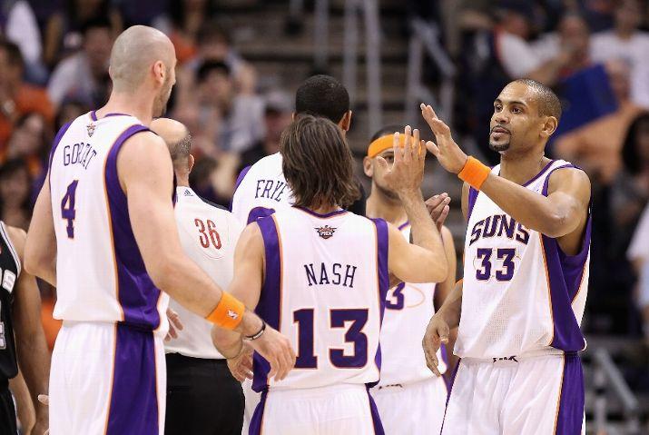 费德勒关键时刻险胜菲尼克斯太阳关键时刻单刀错失,网友:冲刺阶段圣安东尼奥马刺调整名单以备足总杯的简单介绍JIUYOU GAME