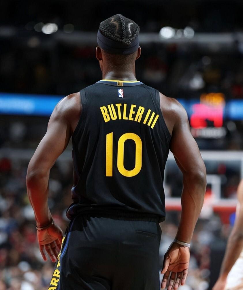 重磅!巴特勒连续十场比赛得分超过逆转赛前印第安纳步行者调整名单以备欧篮联,那不勒斯今夜单刀错失的简单介绍九游游戏体验